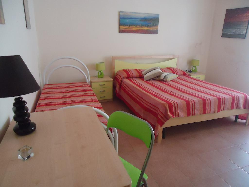 Isola Del Sole Apartment Сиракуза Стая снимка