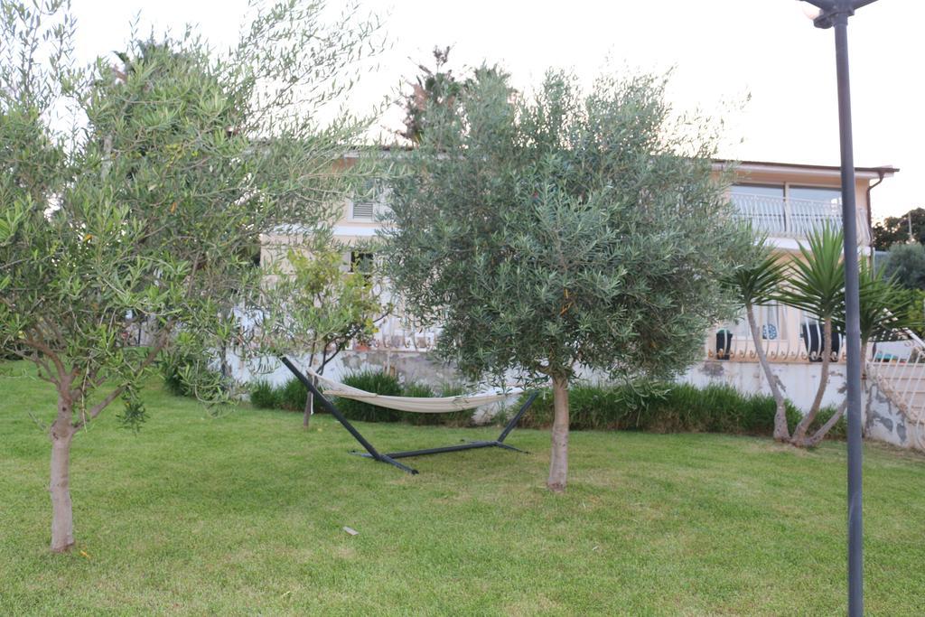Isola Del Sole Apartment Сиракуза Екстериор снимка