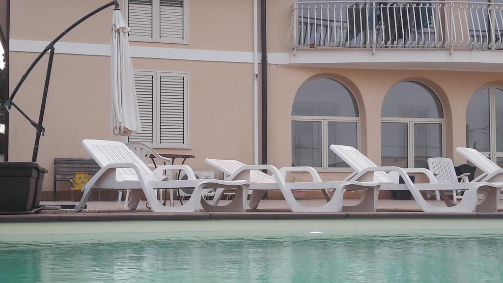 Isola Del Sole Apartment Сиракуза Екстериор снимка