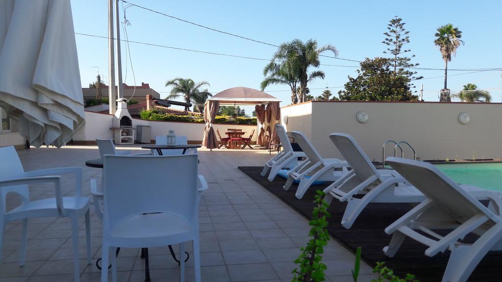 Isola Del Sole Apartment Сиракуза Екстериор снимка