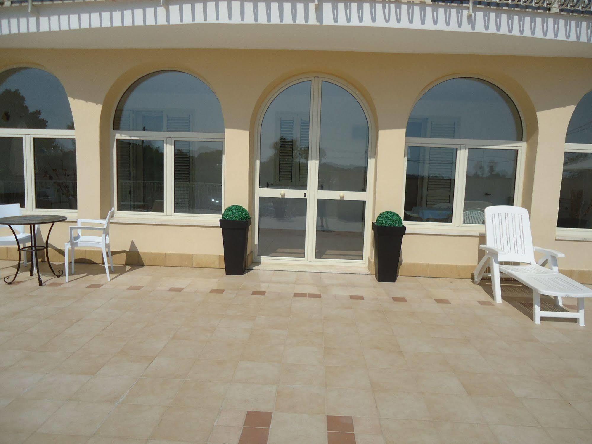 Isola Del Sole Apartment Сиракуза Екстериор снимка