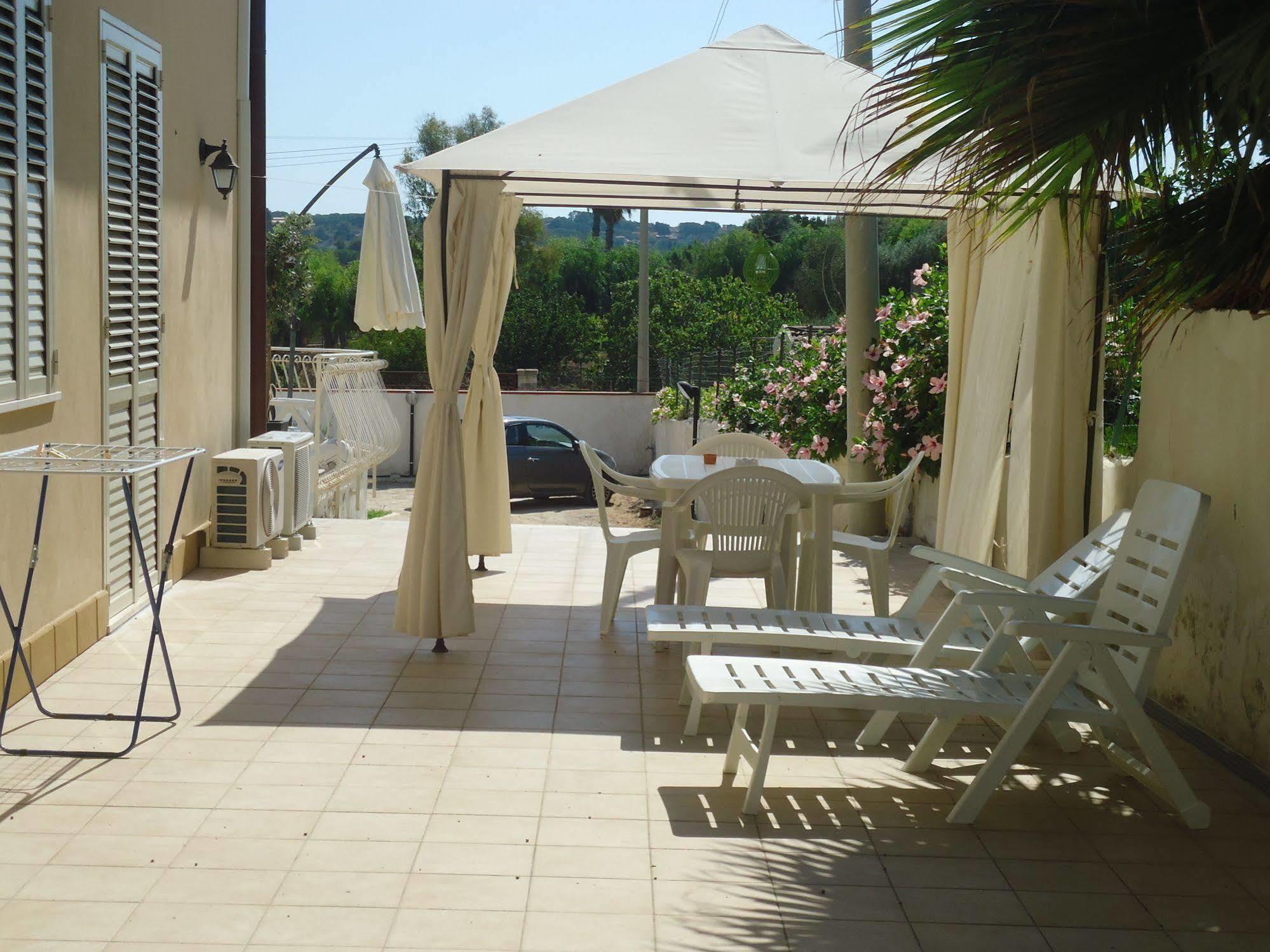 Isola Del Sole Apartment Сиракуза Екстериор снимка
