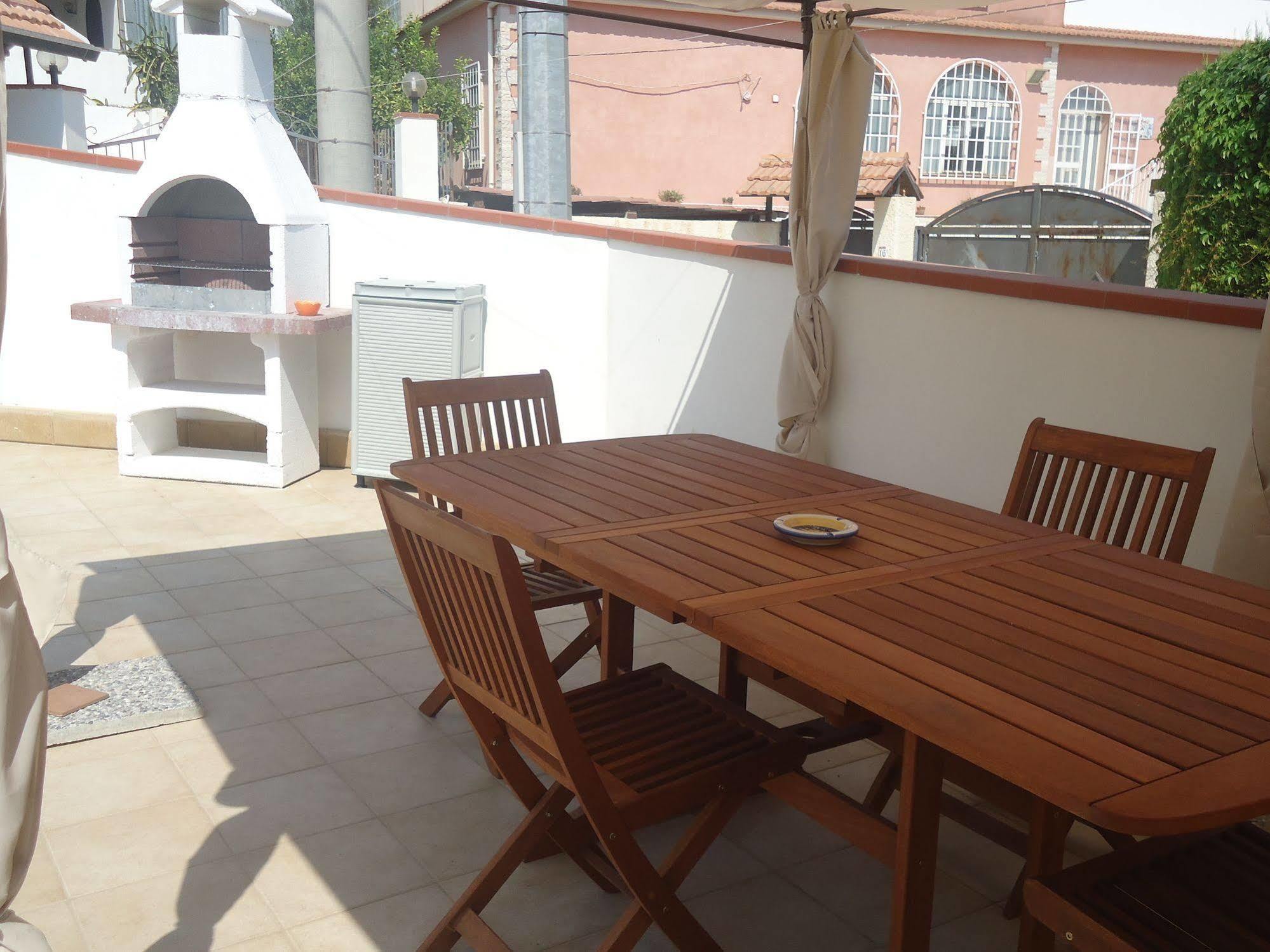 Isola Del Sole Apartment Сиракуза Екстериор снимка