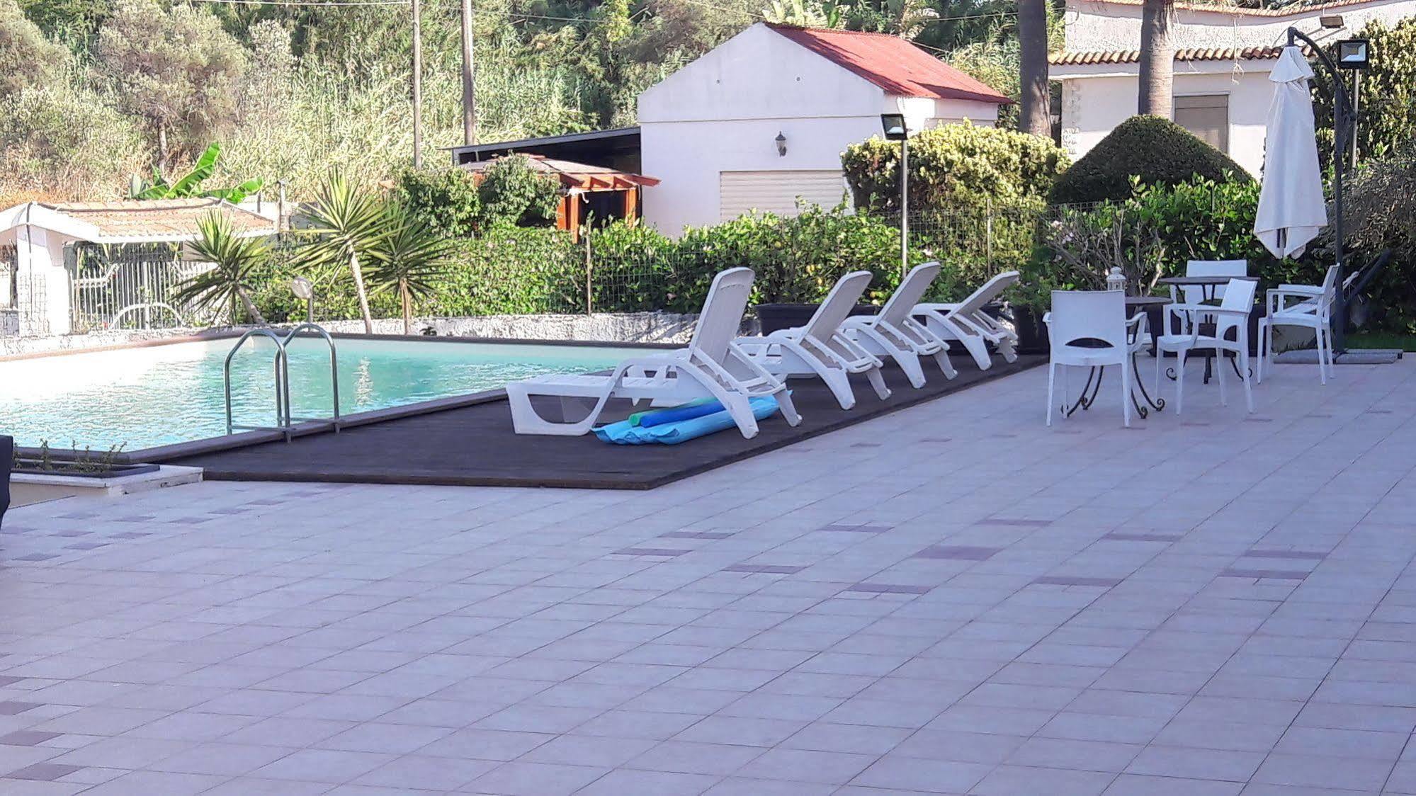 Isola Del Sole Apartment Сиракуза Екстериор снимка